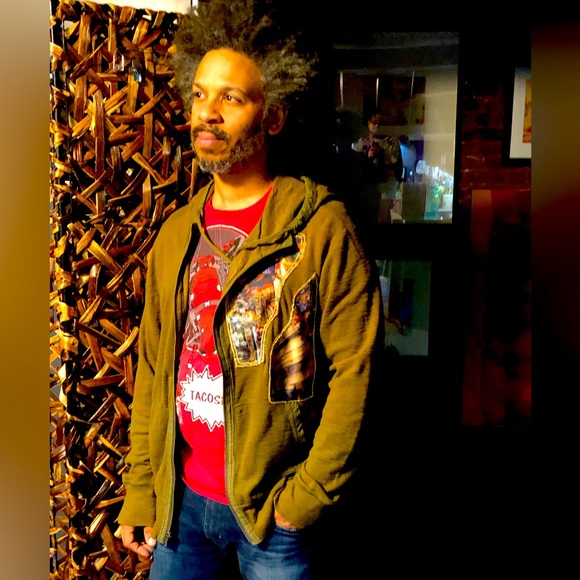 1 of 1 green Hoodie Cathedral print motif chain Large - Picture 4 of 12